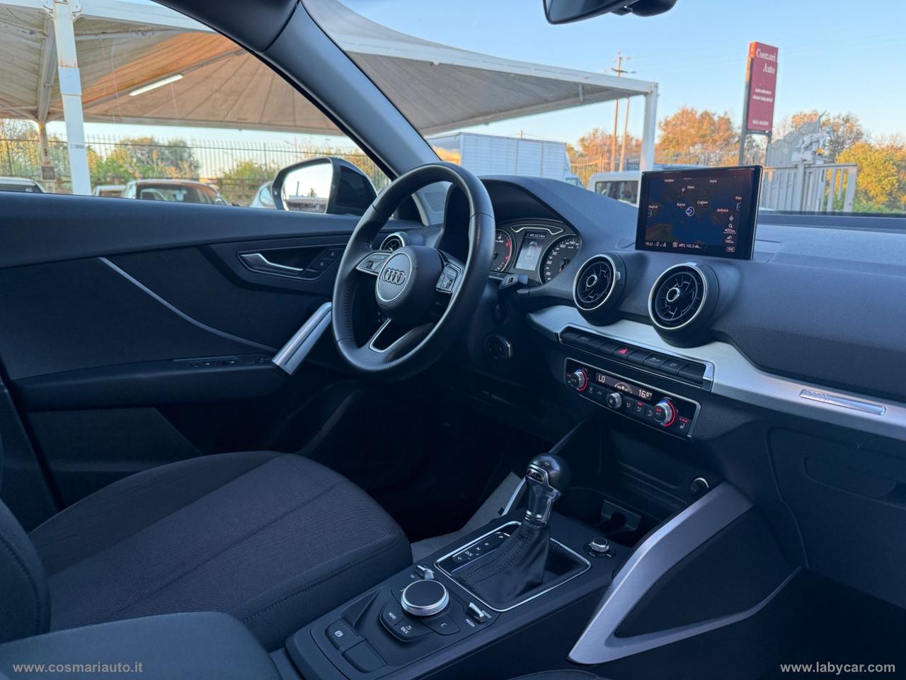 AUDI Q2 30 TDI S tronic Business Design