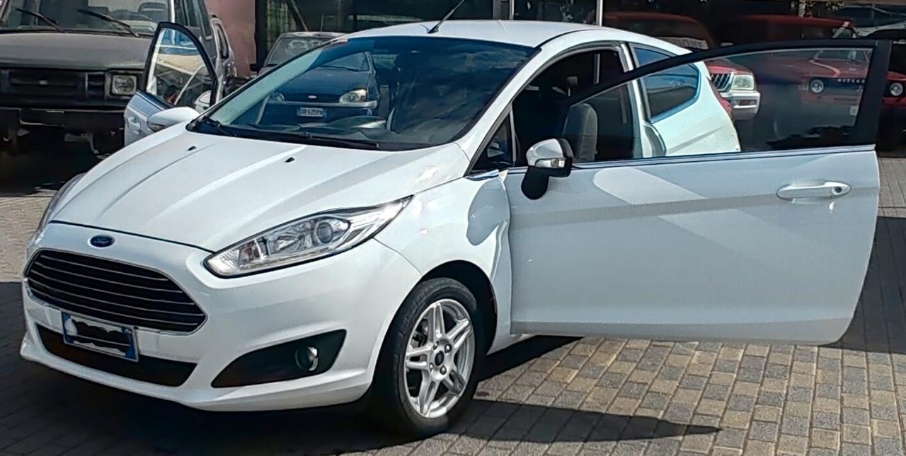 Ford Fiesta 1.6 TDCi 95CV 3 porte Individual