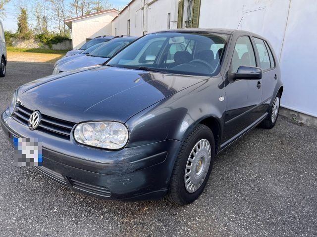 VOLKSWAGEN Golf Chiama al 3356118627 1.6 5 porte Highline