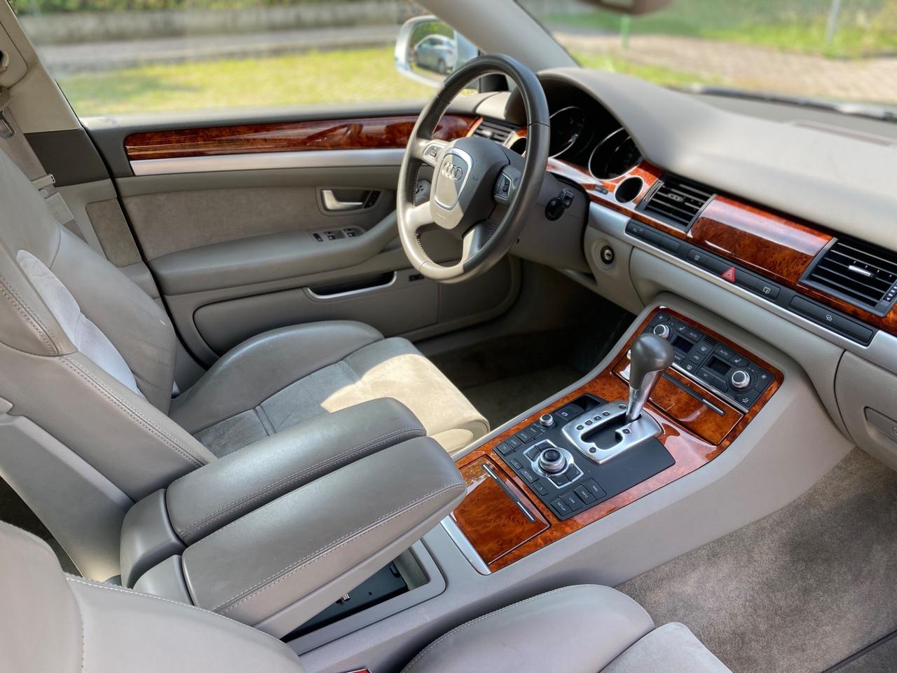 Audi A8 4.2 V8 TDI F.AP. quattro tiptronic 145.000km