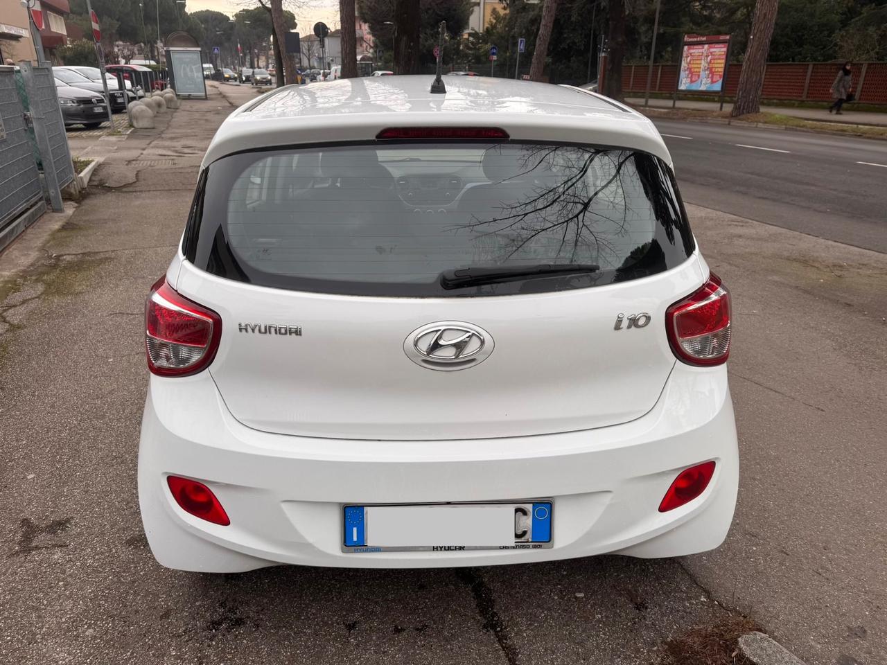Hyundai i10 1.0 BENZ neopaten garanzia 12 mesi