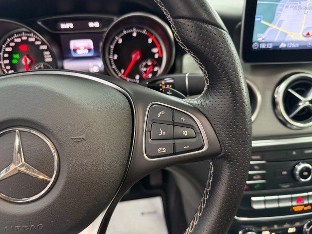 MERCEDES-BENZ GLA 200 d Automatic Premium Enduro