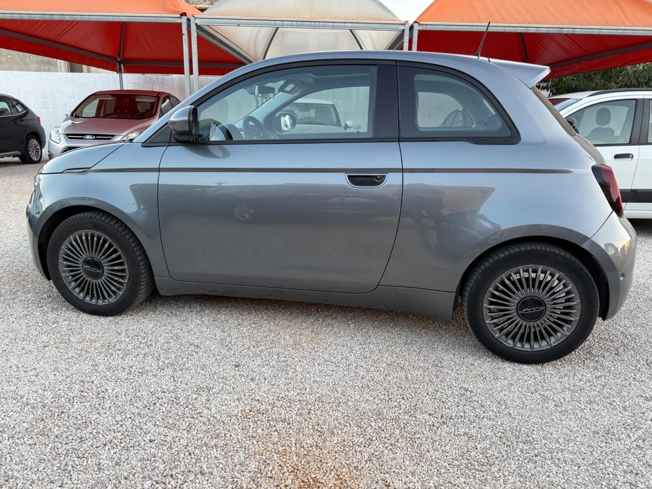 Fiat 500 500e Berlina 42 kWh Passion