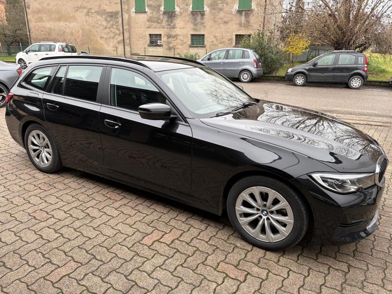 BMW Serie 3 Touring 318d Touring Business DIGITAL COCKPIT