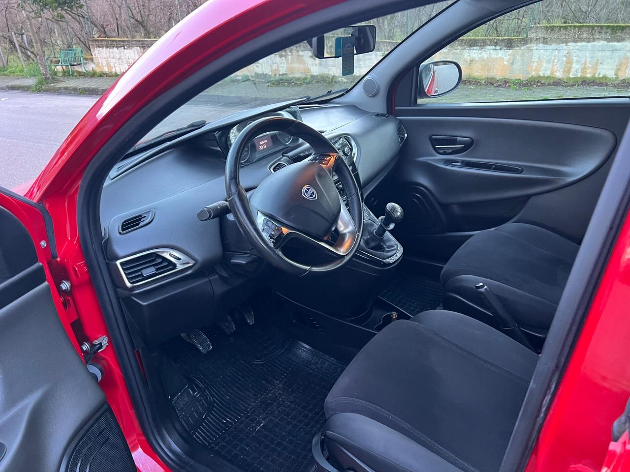 Lancia Ypsilon 1.2 GPL ORIGINALE Ecochic Platino