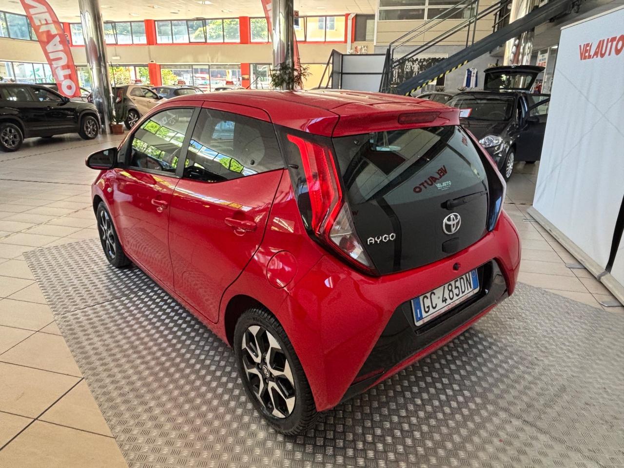 Toyota Aygo 1.0 VVT-i 72 CV 5 porte x-cool
