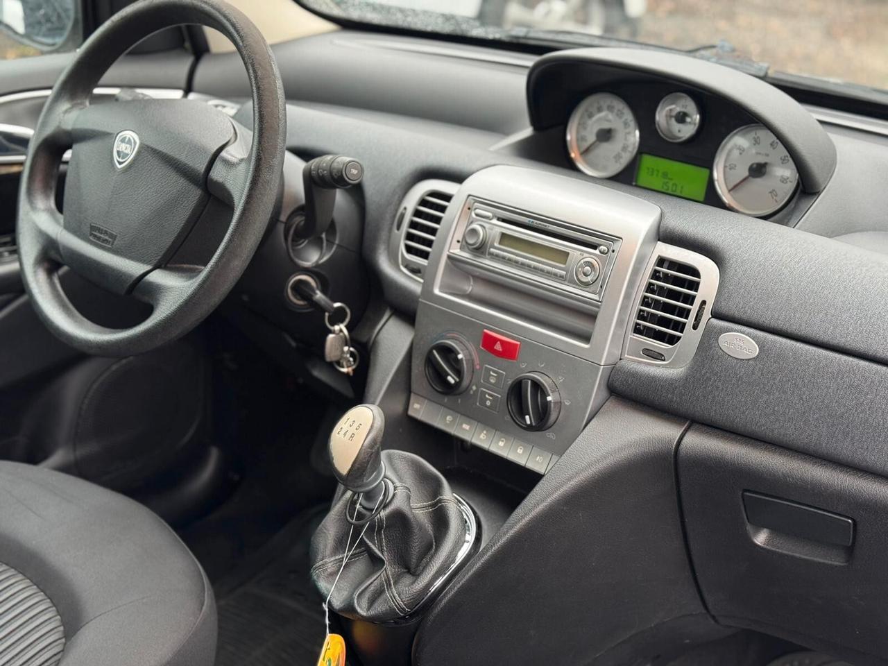 Lancia Ypsilon 1.2 Elle