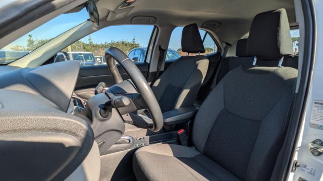 TOYOTA Yaris Cross Hybrid CVT Business 1.5cc 92cv AUTOMATICA NAVI