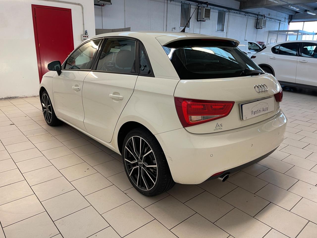 Audi A1 Sportback spb Ambition 1.6TDI s-tronic-LEGGI SOTTO