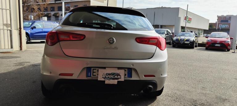 Alfa Romeo Giulietta 2.0 JTDm-2 140 CV Distinctive