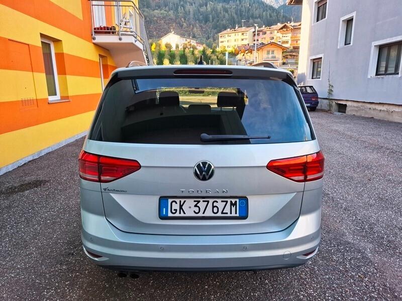 VW Touran 2.0 TDI 150cv DSG 7 POSTI!!!