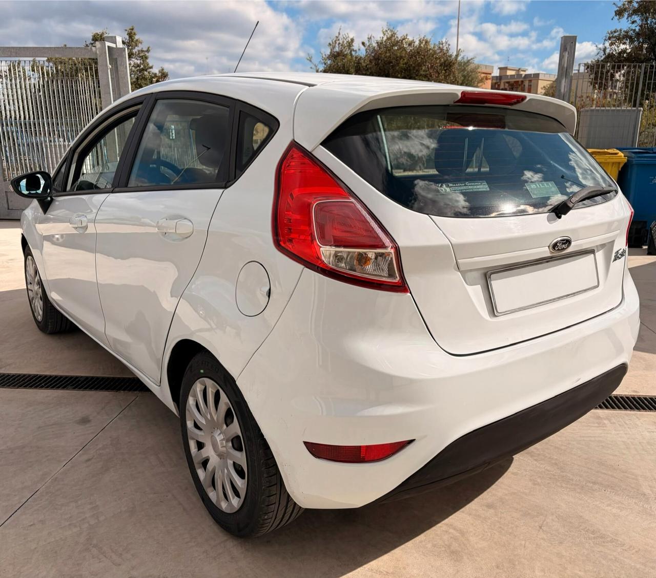 Ford Fiesta 1.5 TDCi 75CV 5 porte Business
