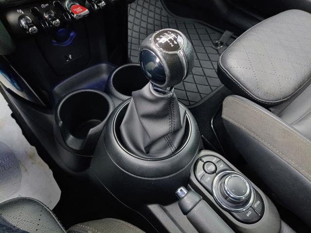 MINI Mini 1.5 Cooper Essential Cabrio