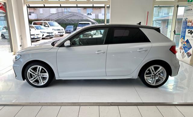 AUDI A1 SPB 30 TFSI S tronic Identity Black S-Line