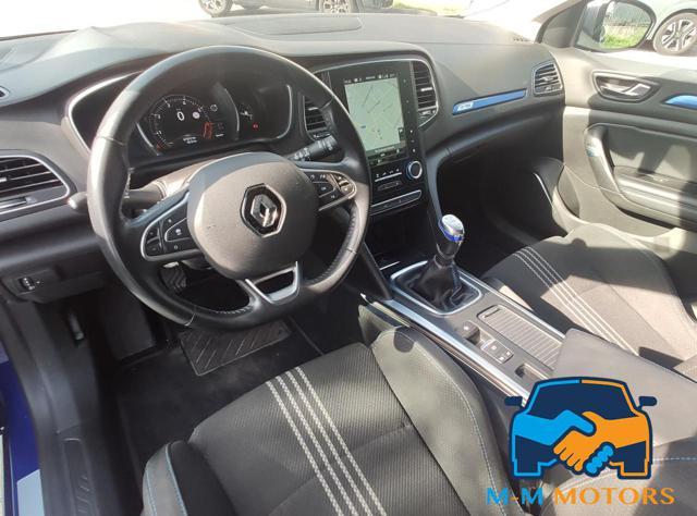 RENAULT Megane Mégane TCe 140 CV GT Line Intens!