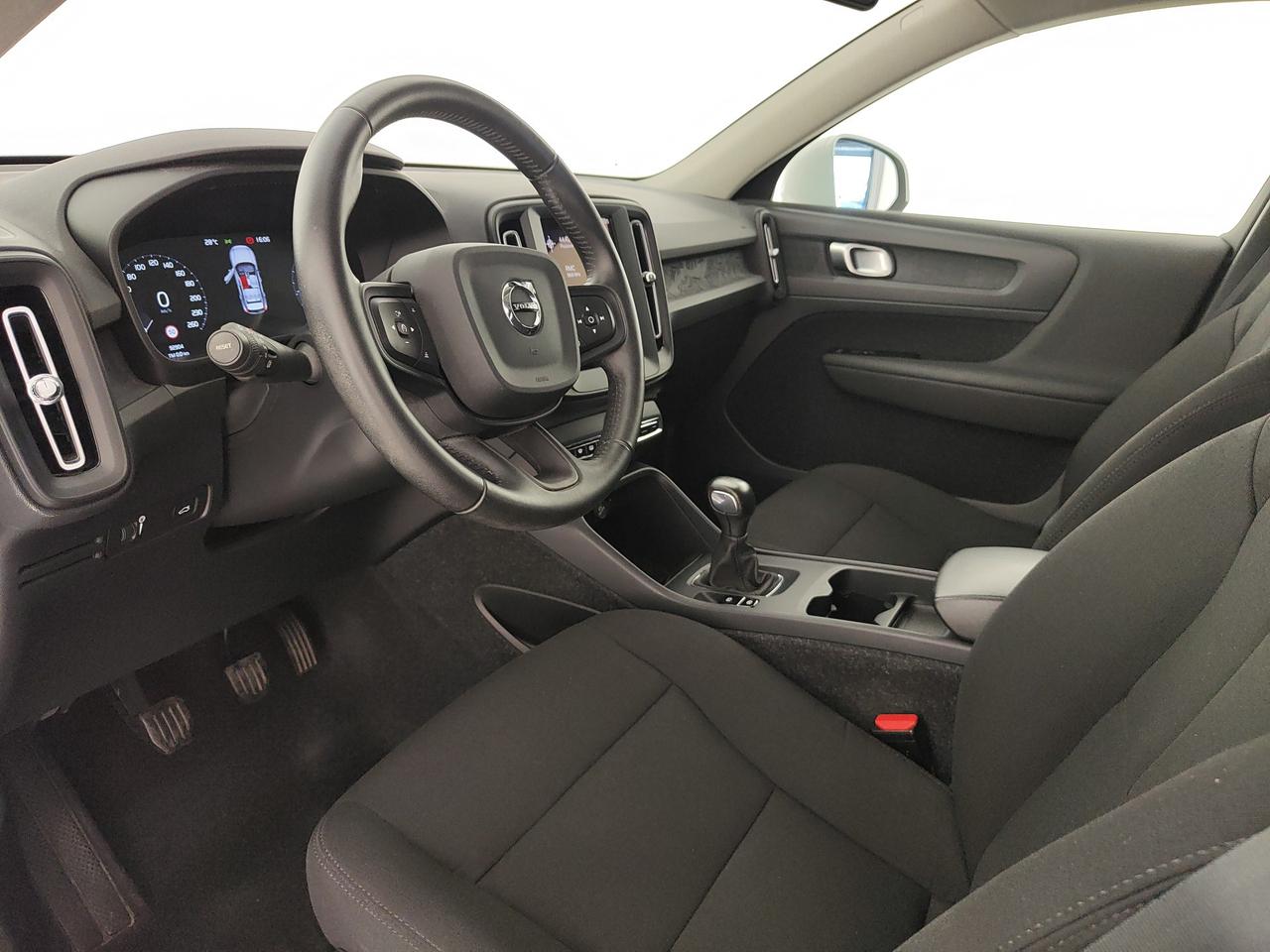 VOLVO XC40 1.5 t2 Momentum Core my21
