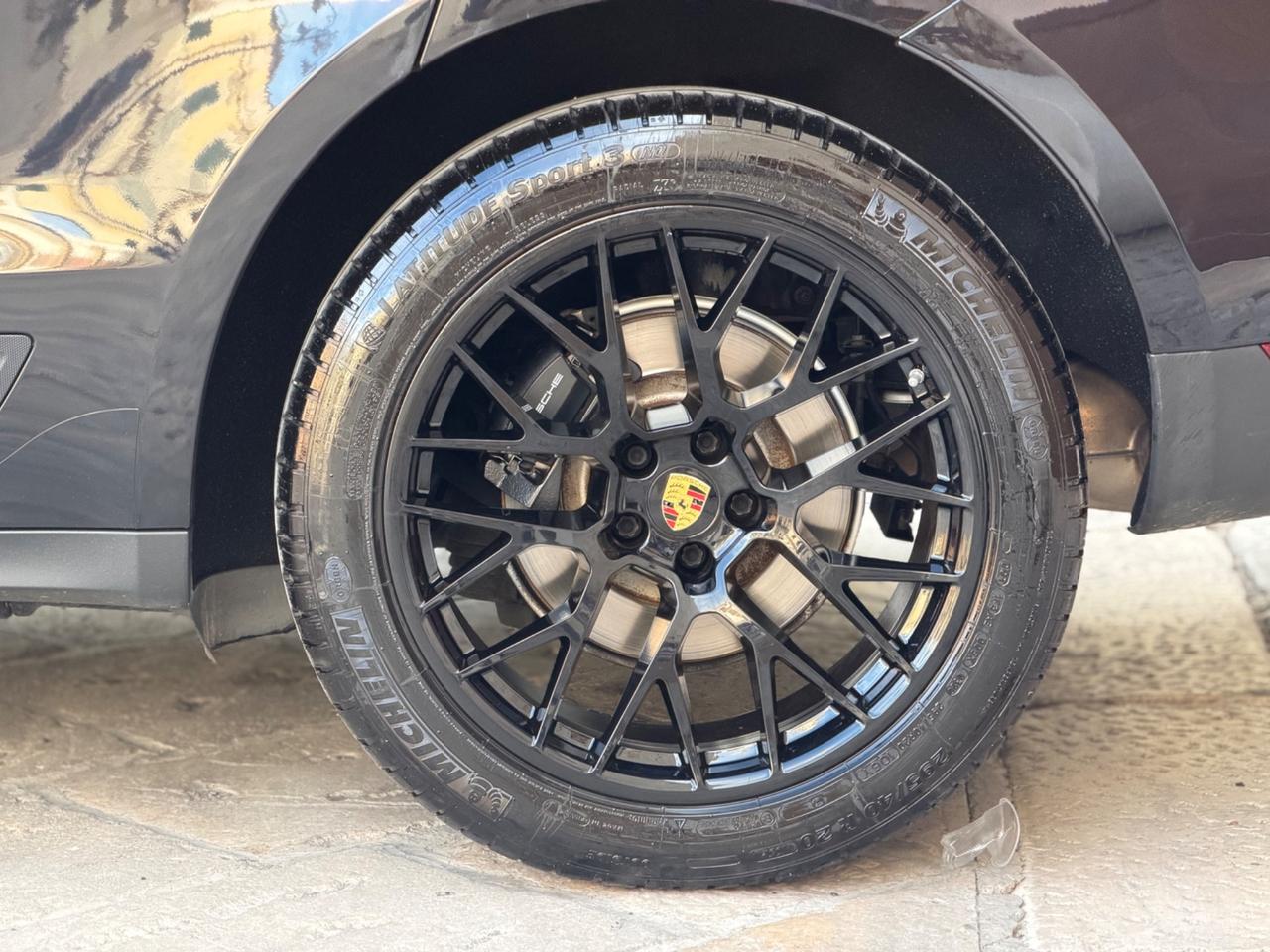 Porsche Macan 2.0 252 Cv PDK TETTO VENTILATI LED FULL