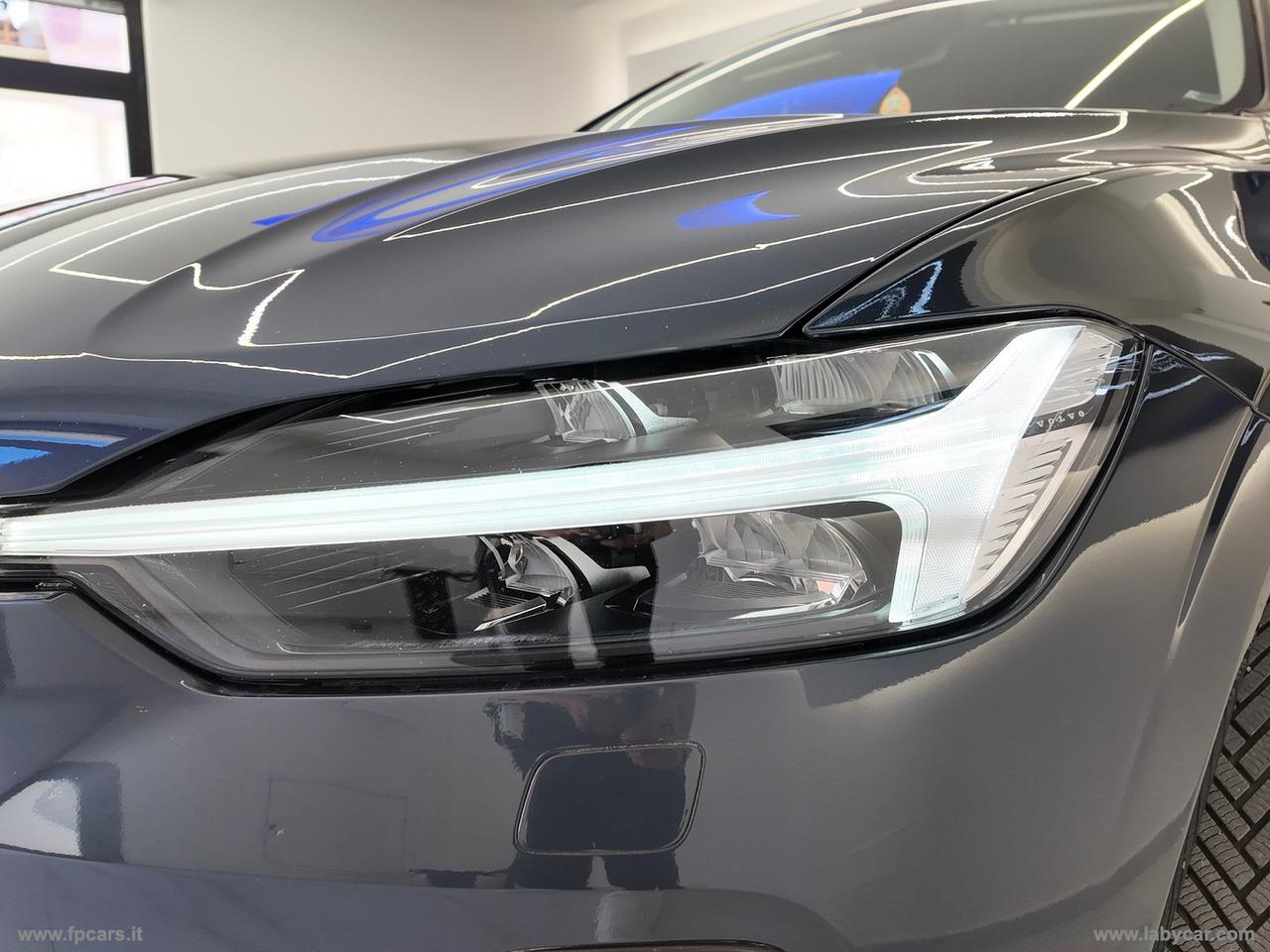 VOLVO XC60 B4