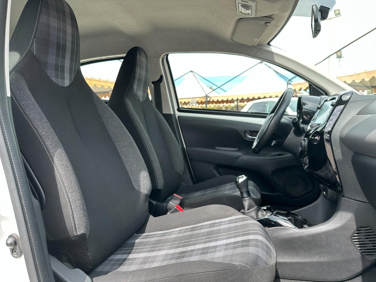 PEUGEOT 108 VTi 72 S&S 5 porte Allure