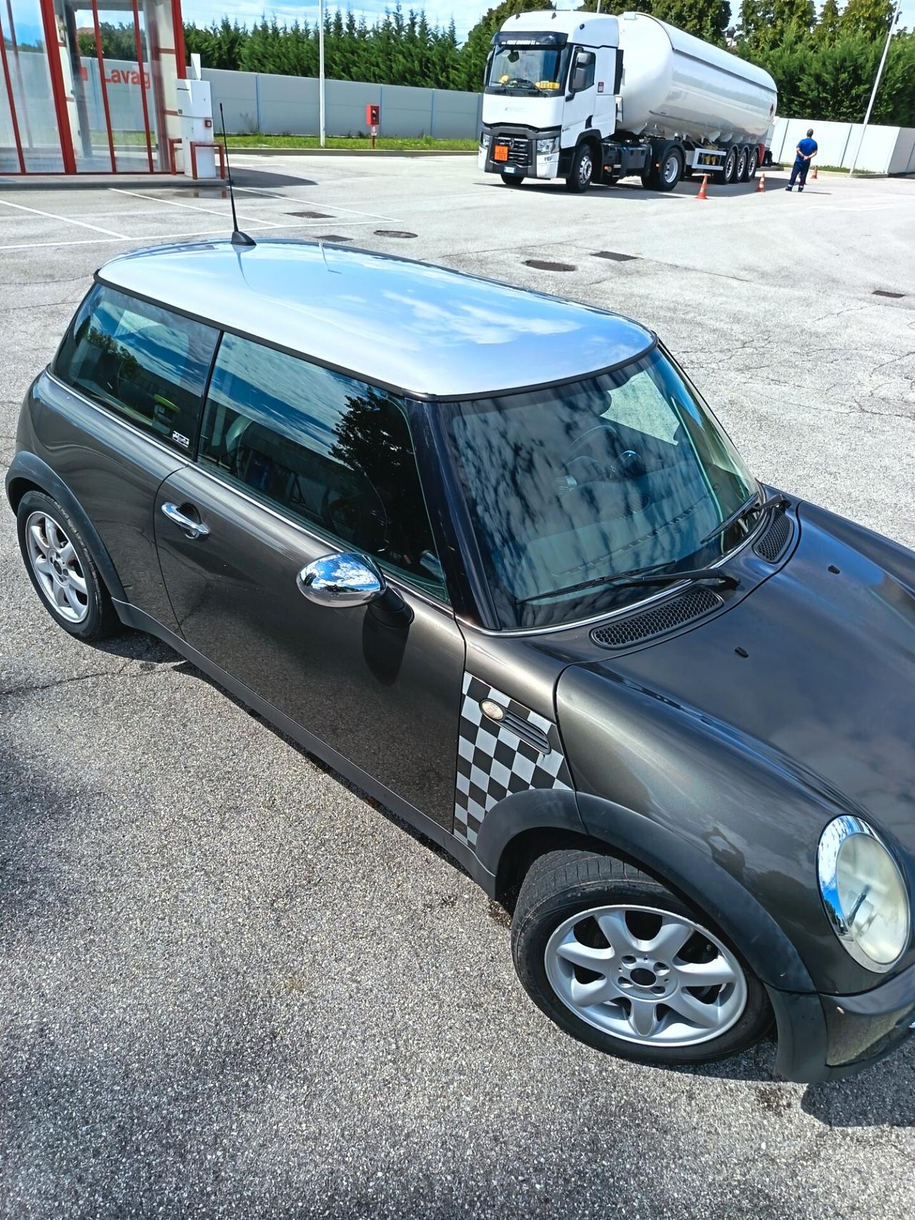 Mini 1.6 16V One de luxe