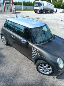 Mini 1.6 16V One Park Lane