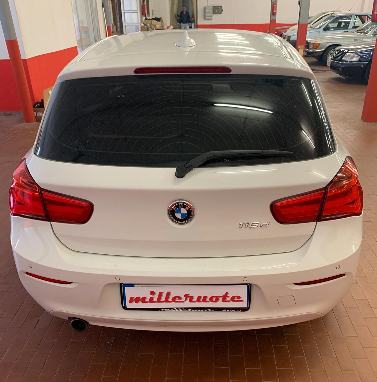 Bmw 116 116d 5p. Advantage