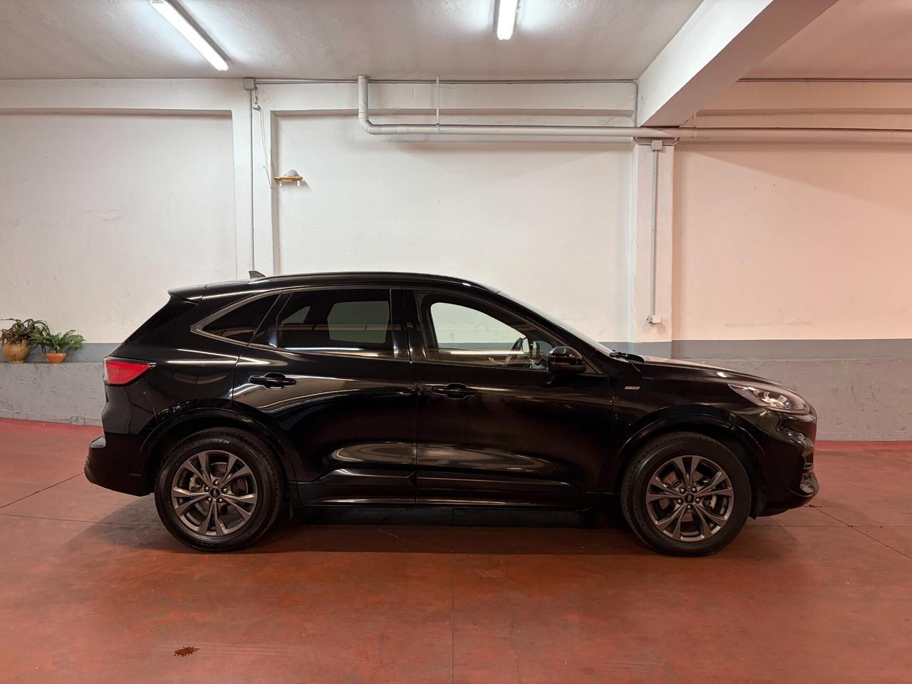 Ford Kuga 2.5 Full Hybrid 190 CV CVT AWD ST-Line X