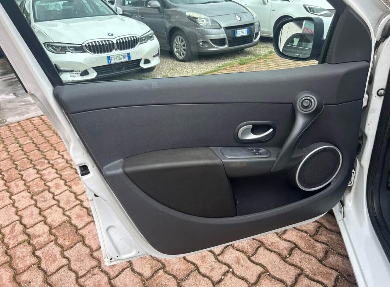 Renault Clio 1.2 16V 5 porte GPL Dynamique