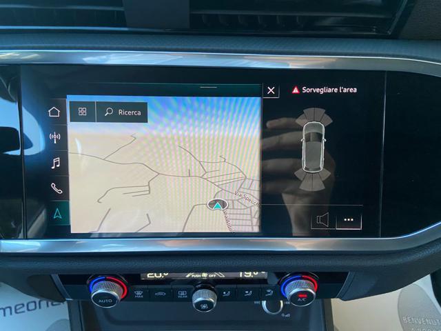 AUDI Q3 35 2.0 TDI S tronic Business COCKPIT