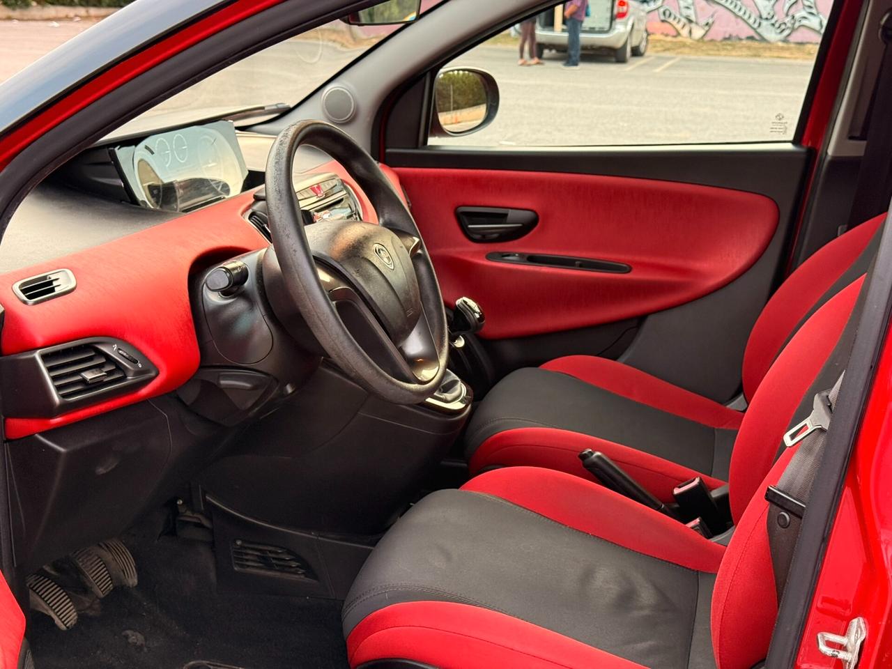 Lancia Ypsilon Garanzia 12 Mesi