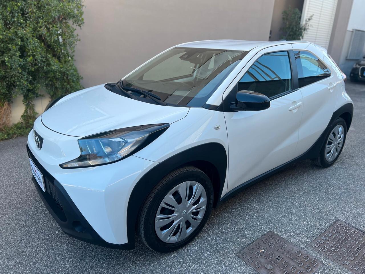 Toyota Aygo X 1.0 benz. 72cv Active CARPLAY/CAMERA/ACC