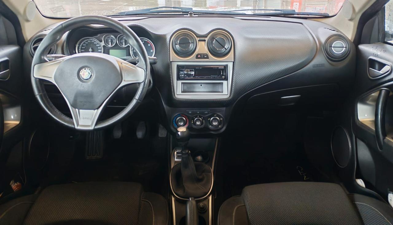 Alfa Romeo MiTo 1.6 JTDm 16V Distinctive Sport Pack