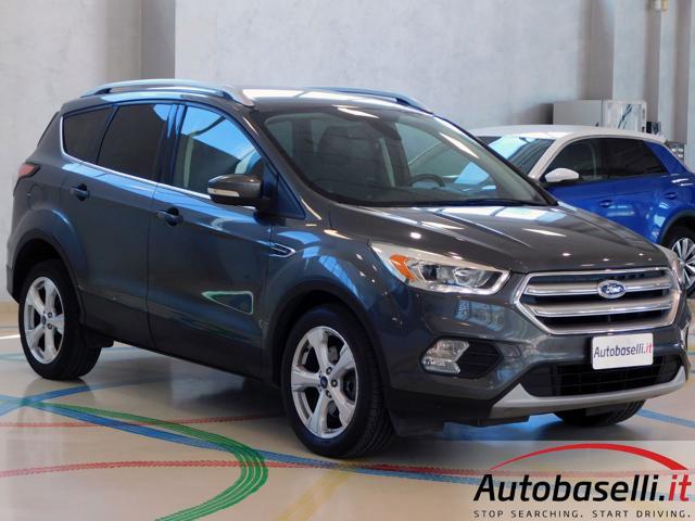 FORD Kuga 1.5TDCI 120CV POWERSHIFT TITANIUM - TITANIUM PACK