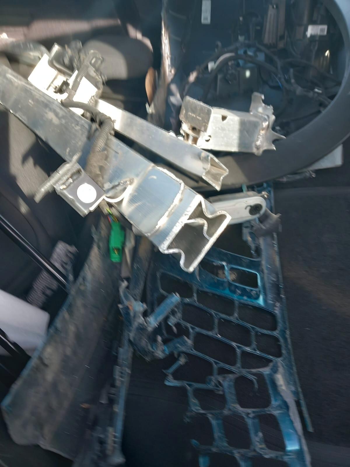 FIAT 600 ANNO 2025 KM 3.000 SINISTRATA