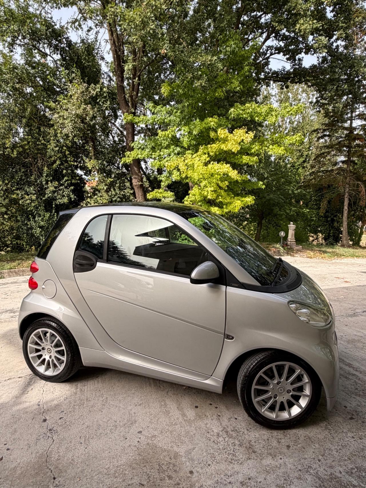 Smart ForTwo RESTYLING 1000 52 kW MHD