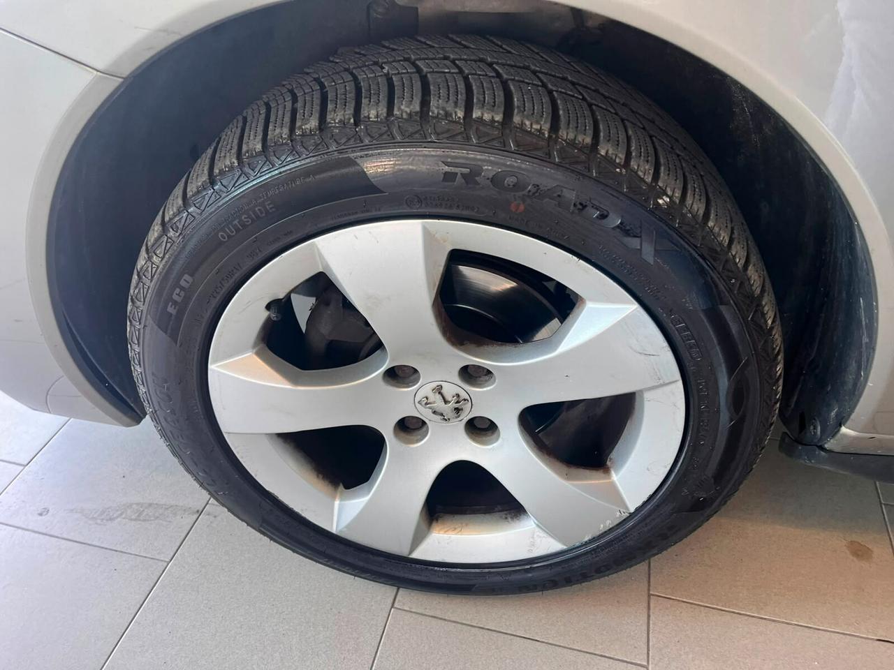 Peugeot 3008 1.6 HDi 112CV Business
