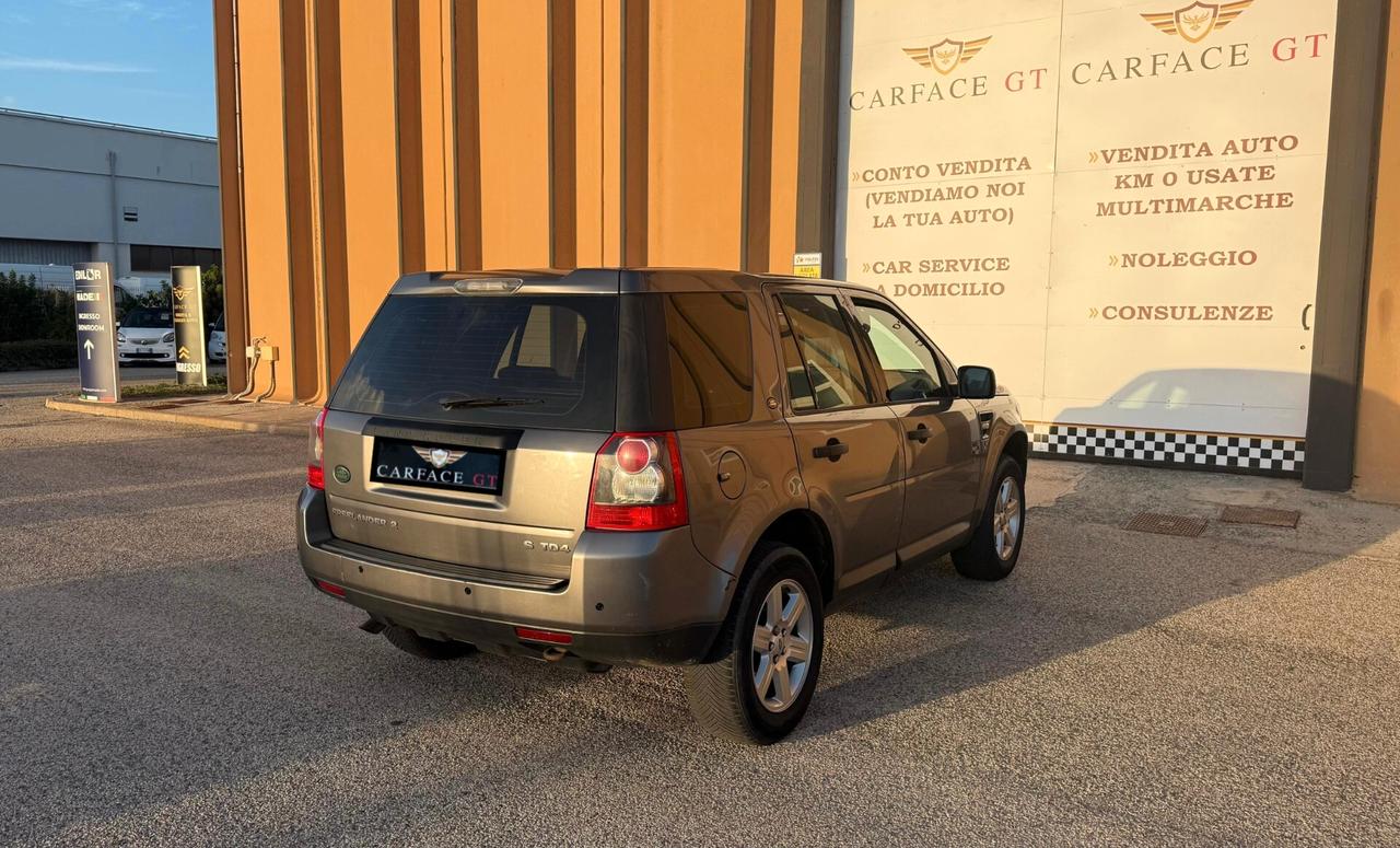 Land Rover Freelander 2.2 TD4 - 2010