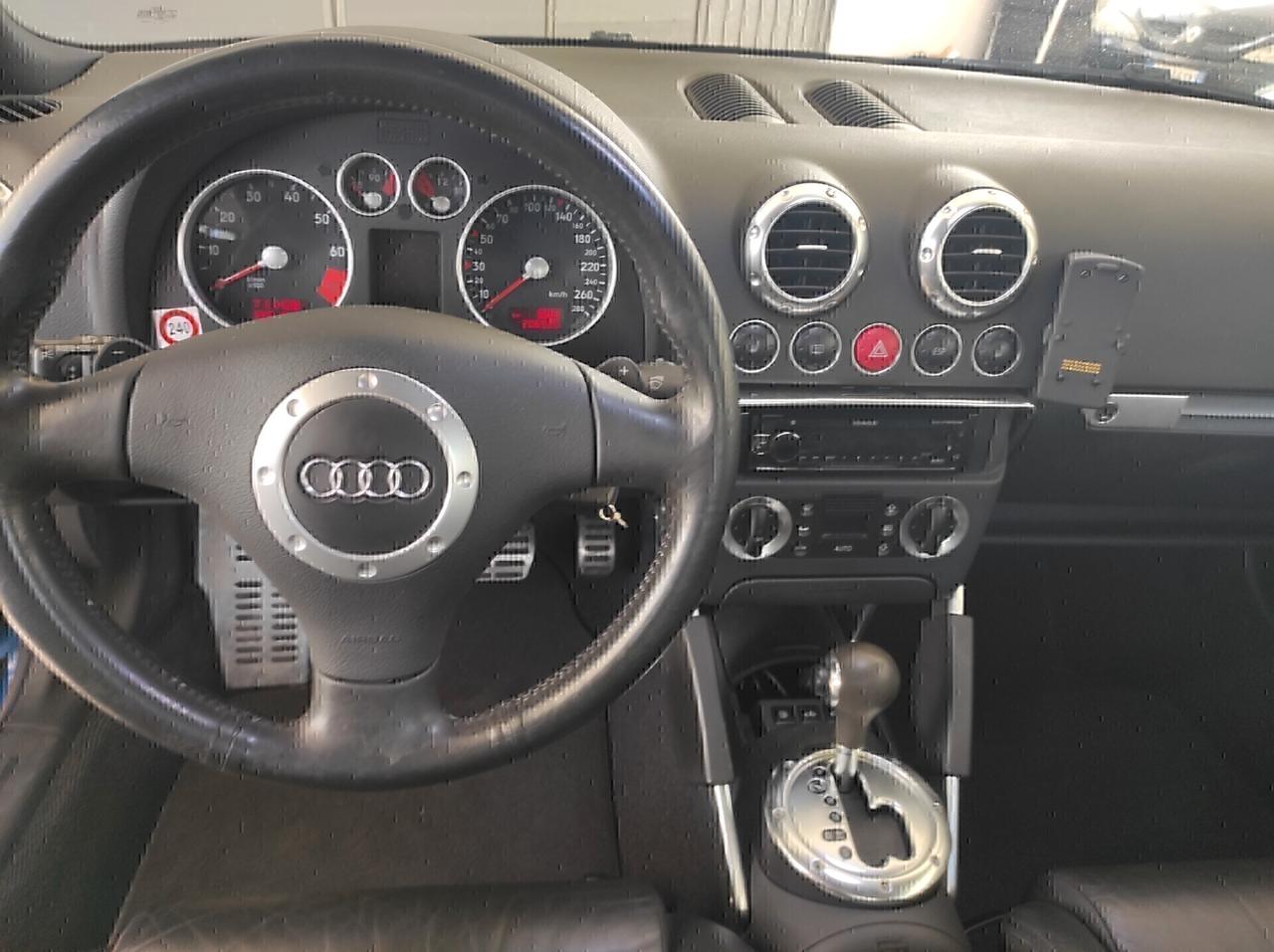 Audi TT Coupé 3.2 V6 cat quattro DSG 250CV pronta per ASI