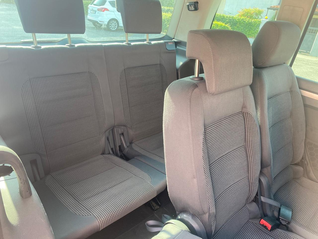 Volkswagen Touran 2.0 16V TDI DSG Highline