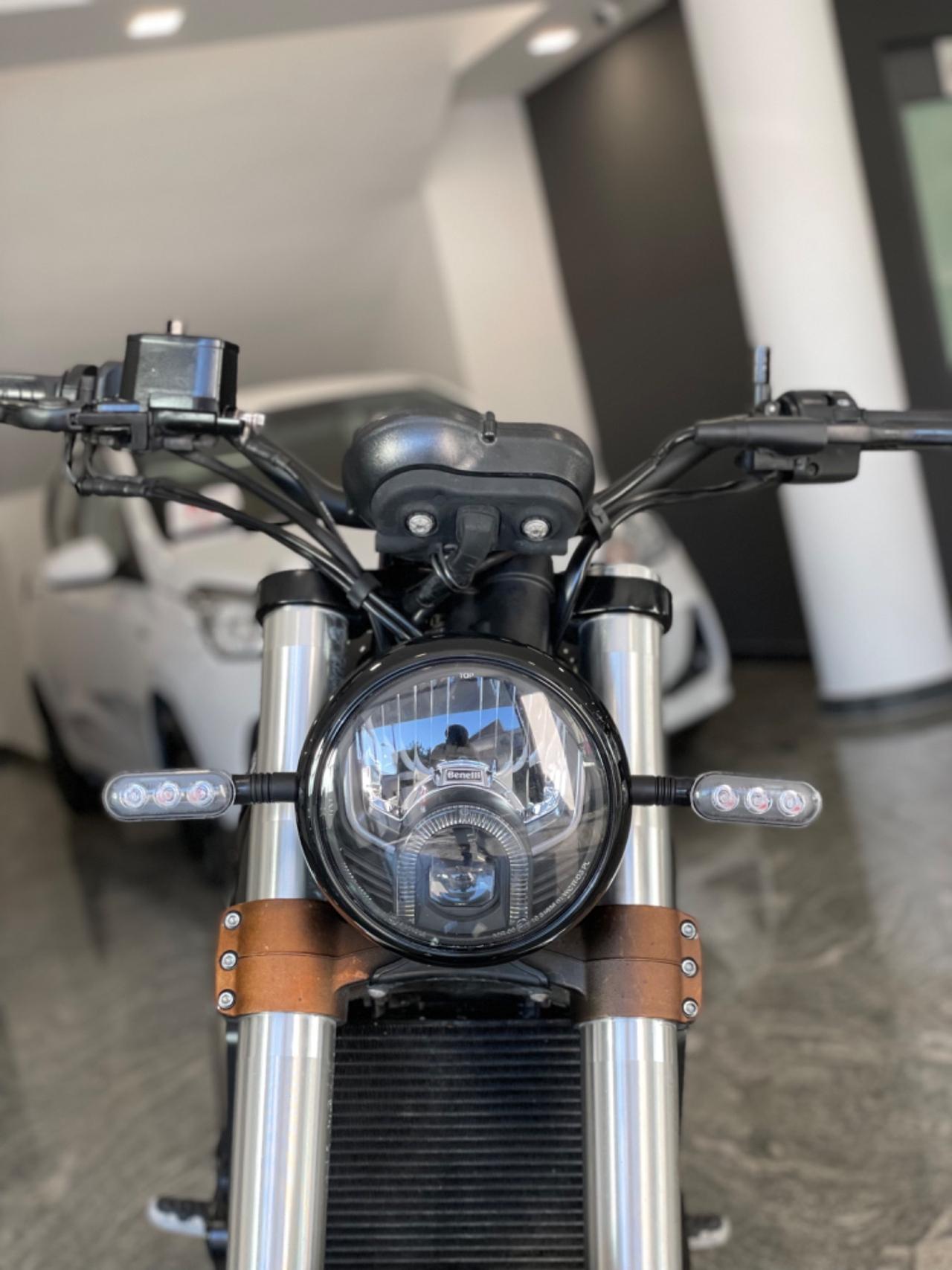 Benelli Leoncino 500