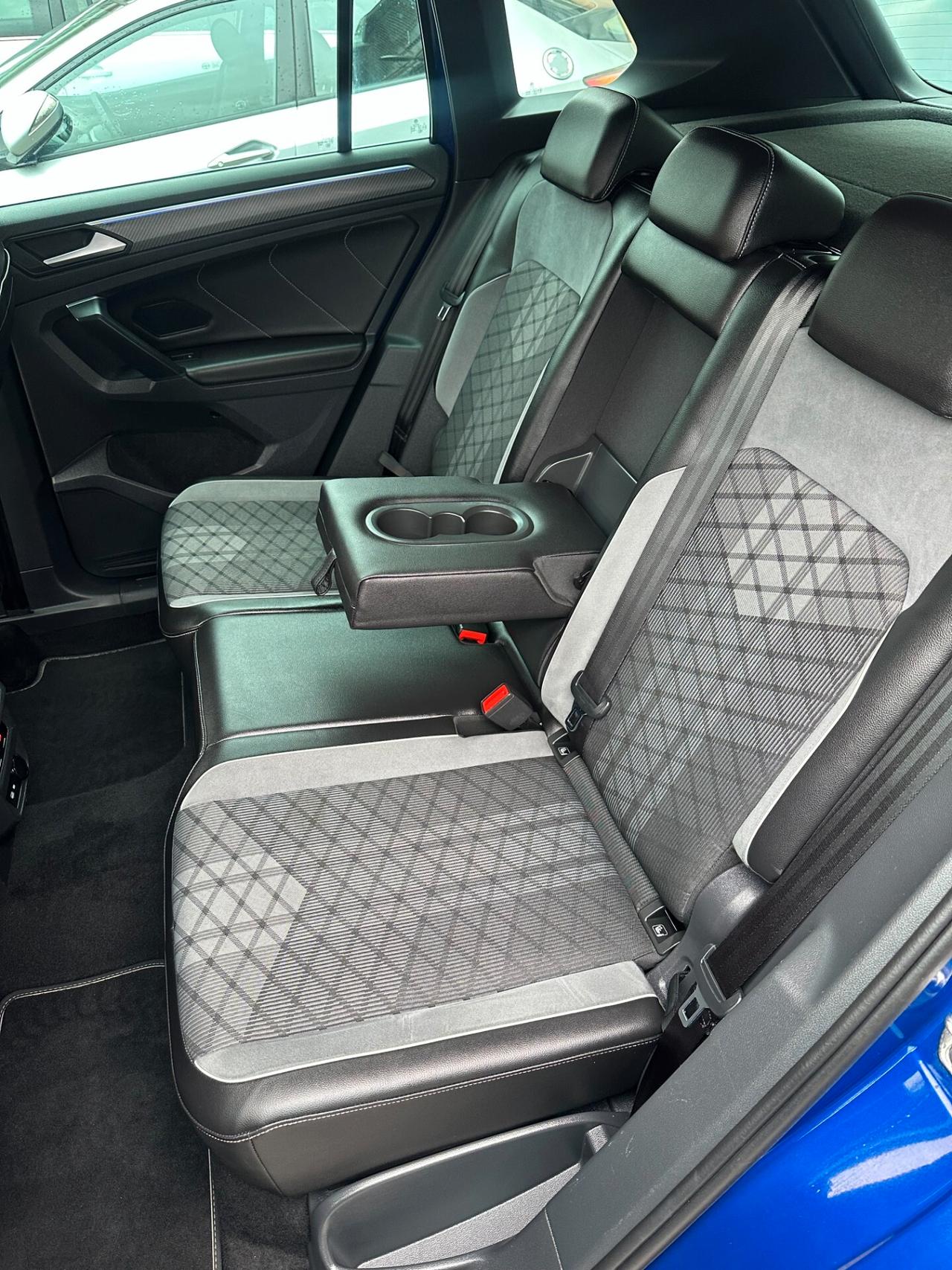 Volkswagen Tiguan 2.0 TDI 150 CV SCR DSG R-Line