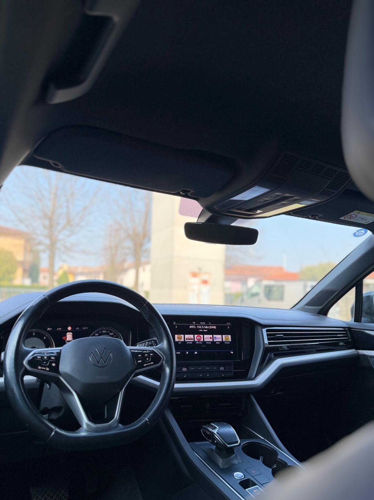 Volkswagen Touareg 3.0 V6 TDI SCR Elegance