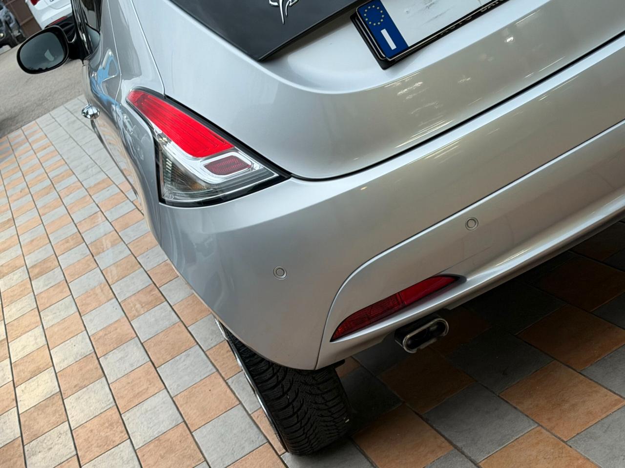 Lancia Ypsilon 1.2 69 cv. EcoChic GOLD (Imp GPL)