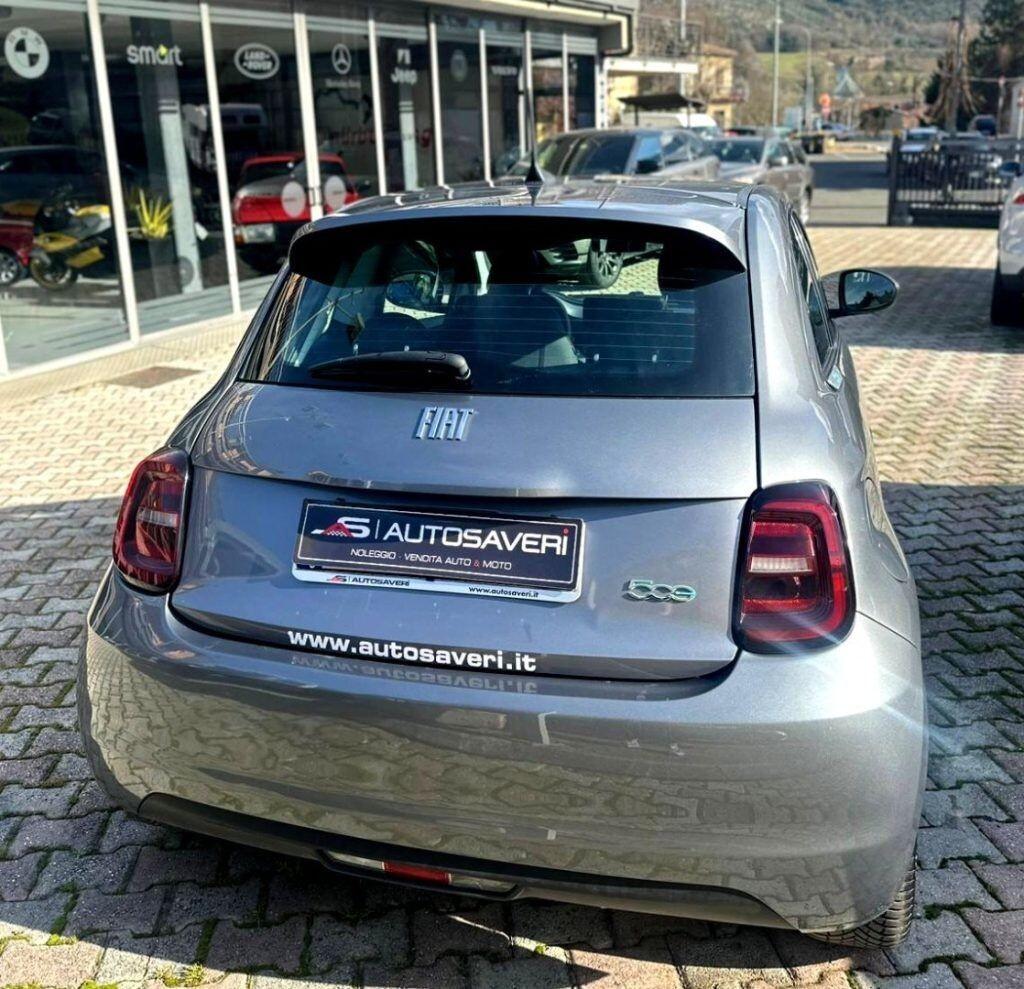 FIAT 500e business opening edition