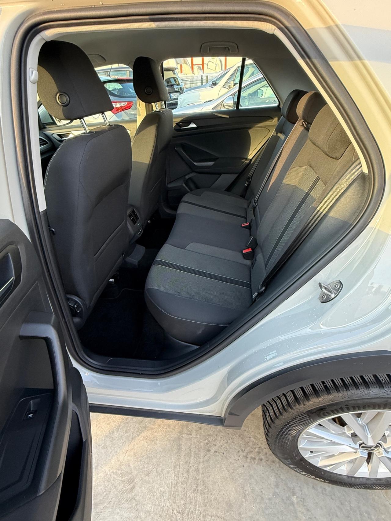 Volkswagen T-Roc 2.0 TDI SCR R-Line