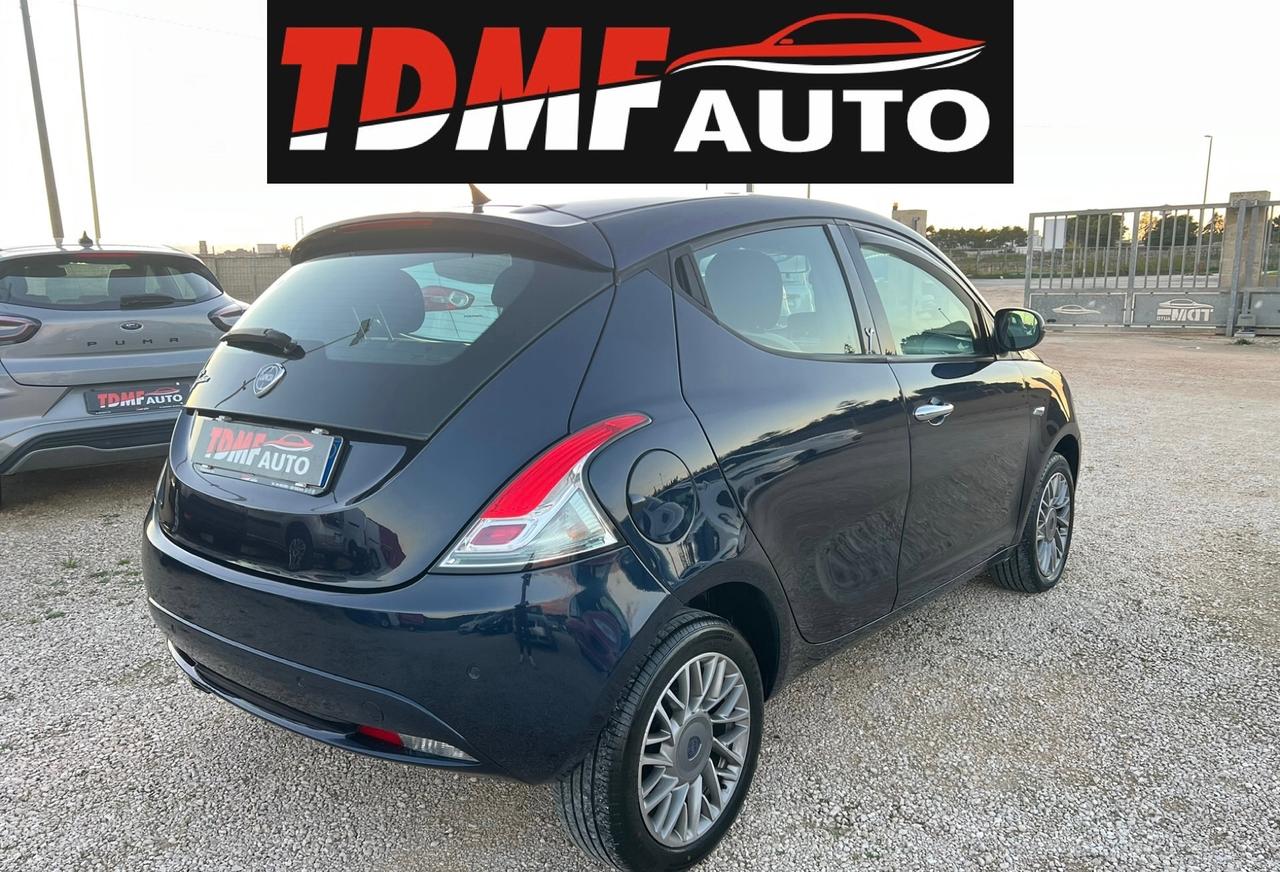 Lancia Ypsilon 1.3 MJT 95 CV 5 porte Platinum