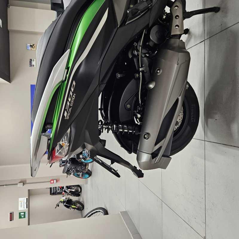 Kawasaki J 300 ABS - 2016