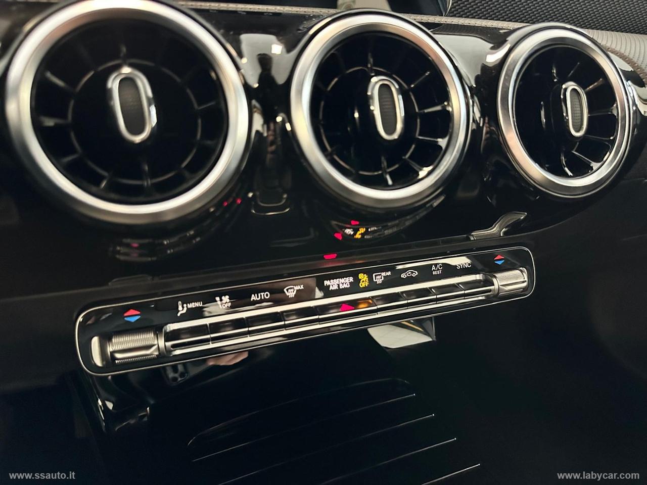 MERCEDES-BENZ A 180 d Automatic Premium