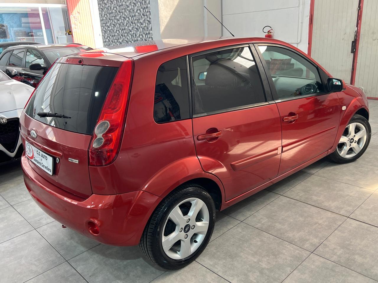 Ford Fiesta 1.4 68 CV - Ghia - 2008