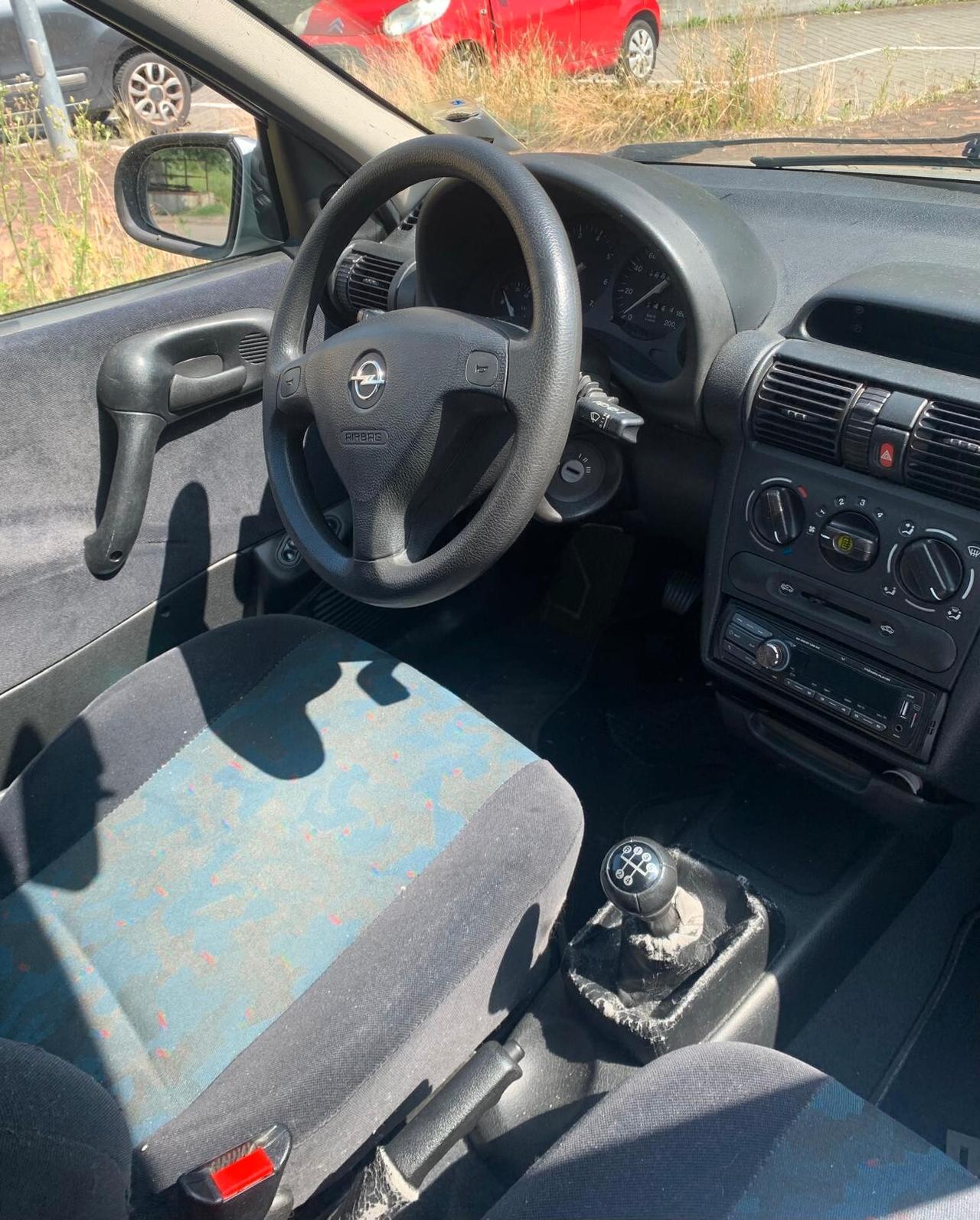 Opel Corsa 1.2i 16V cat 5 porte Swing